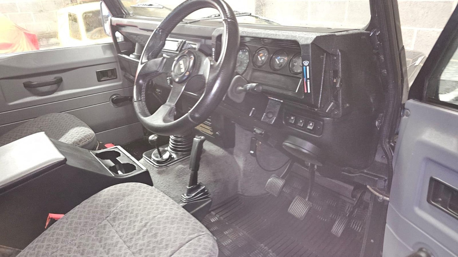 Used Land Rover Defender 2001 for sale - 76592448: Photo 16