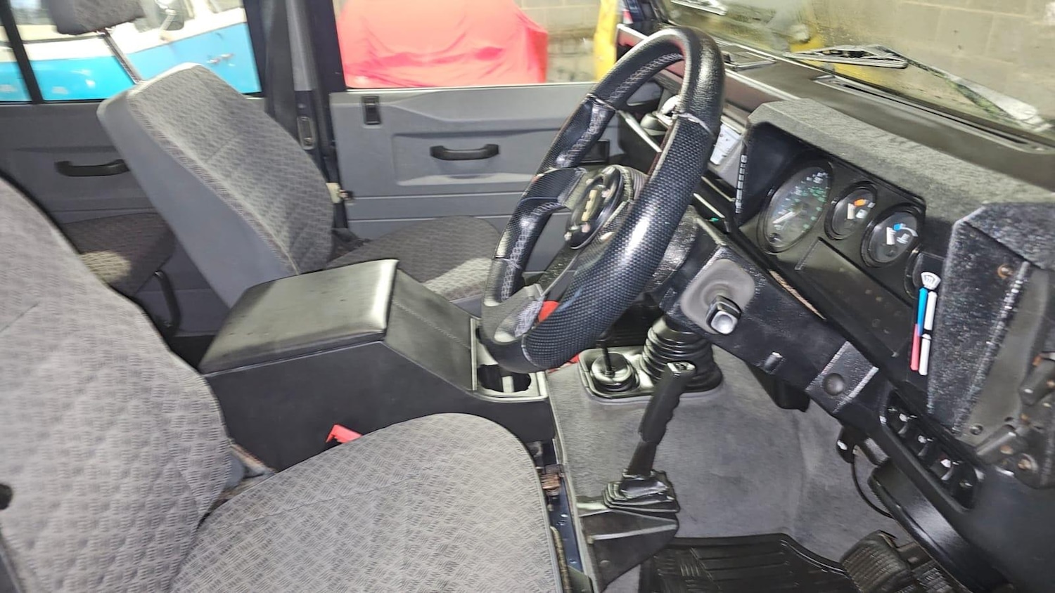 Used Land Rover Defender 2001 for sale - 76592448: Photo 19