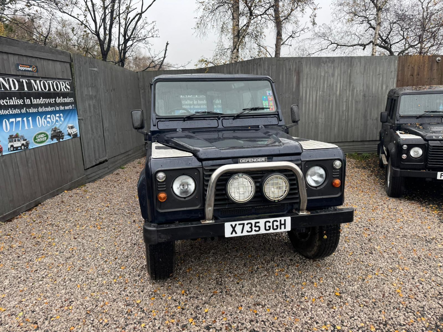 Used Land Rover Defender 2001 for sale - 76592448: Photo 2