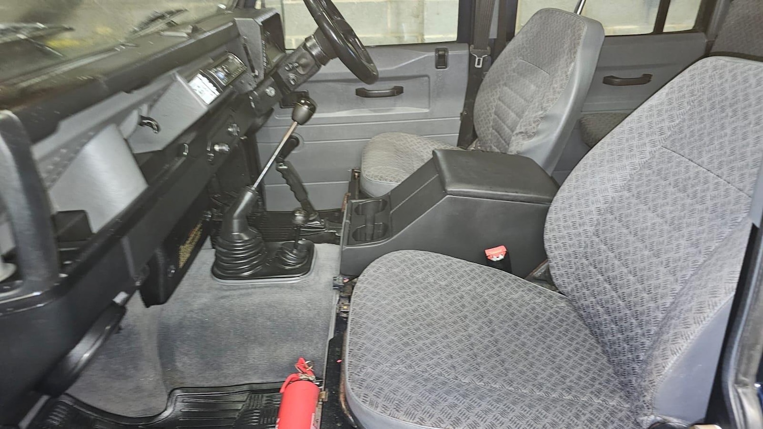 Used Land Rover Defender 2001 for sale - 76592448: Photo 23