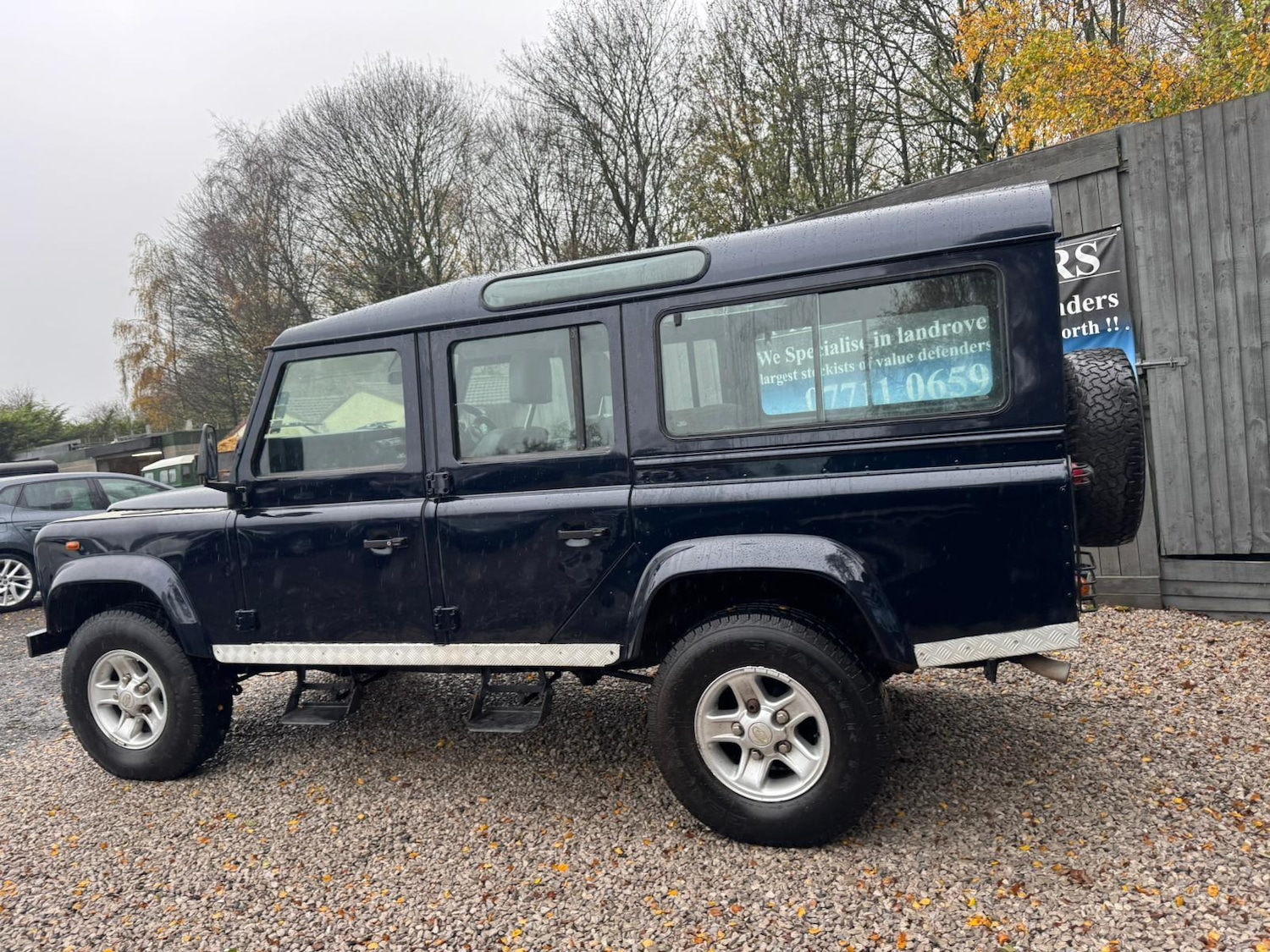 Used Land Rover Defender 2001 for sale - 76592448: Photo 28