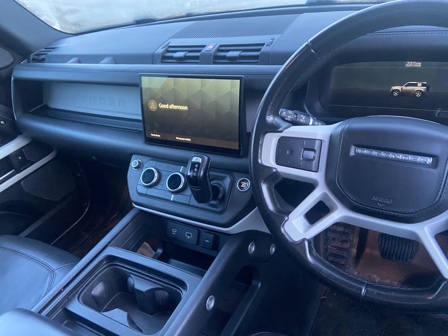 Used Land Rover Defender 2022 for sale - 77163123: Photo 2