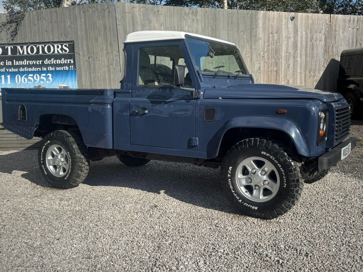 Used Land Rover Defender 110 2013 for sale - 75977610: Photo 24