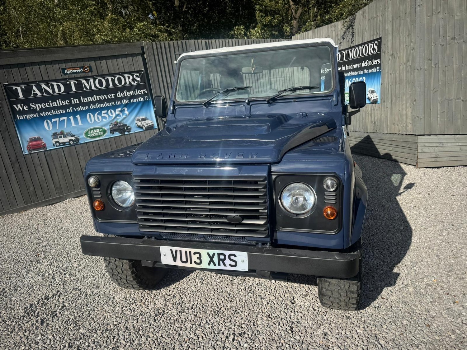 Used Land Rover Defender 110 2013 for sale - 75977610: Photo 31