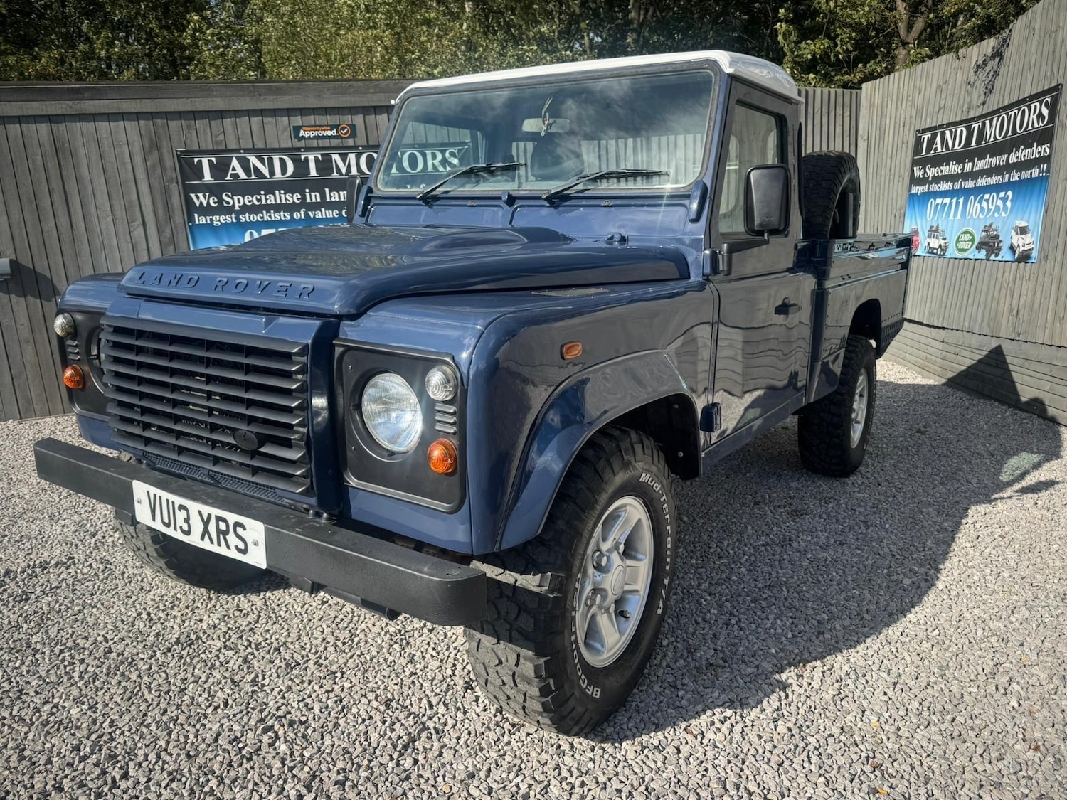Used Land Rover Defender 110 2013 for sale - 75977610: Photo 6