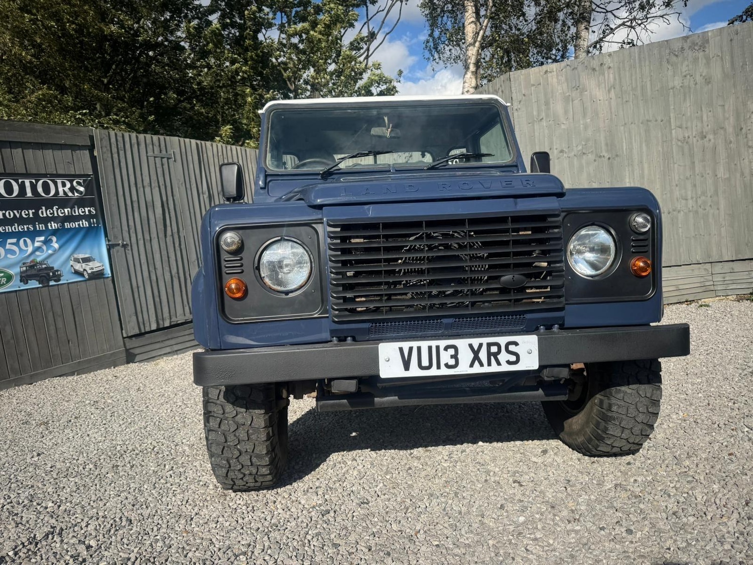 Used Land Rover Defender 110 2013 for sale - 75977610: Photo 9