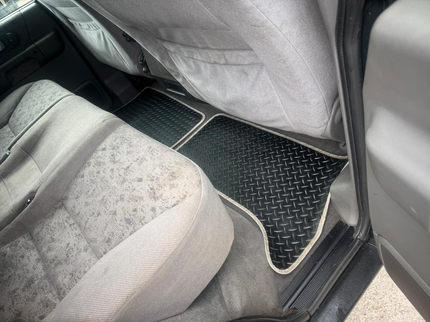 Used Land Rover Discovery 1999 for sale - 76752389: Photo 57