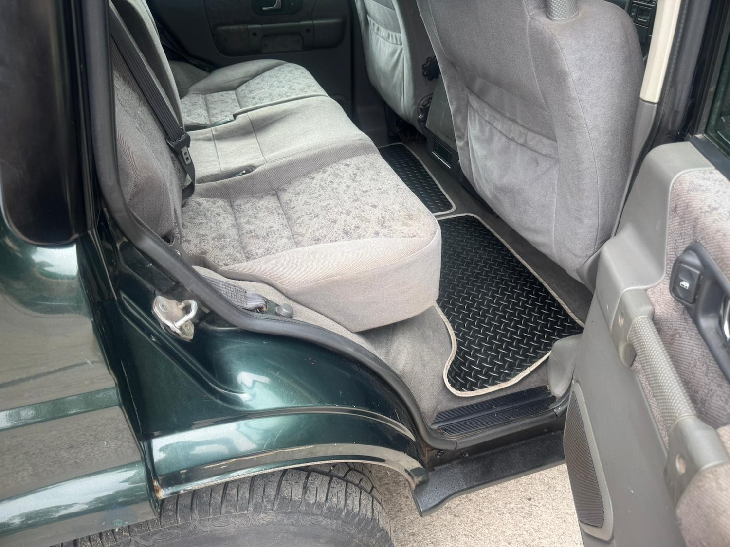 Used Land Rover Discovery 1999 for sale - 76752389: Photo 64