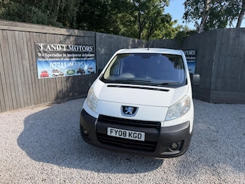 Used Peugeot Expert 2008 for sale - 79521507: Photo