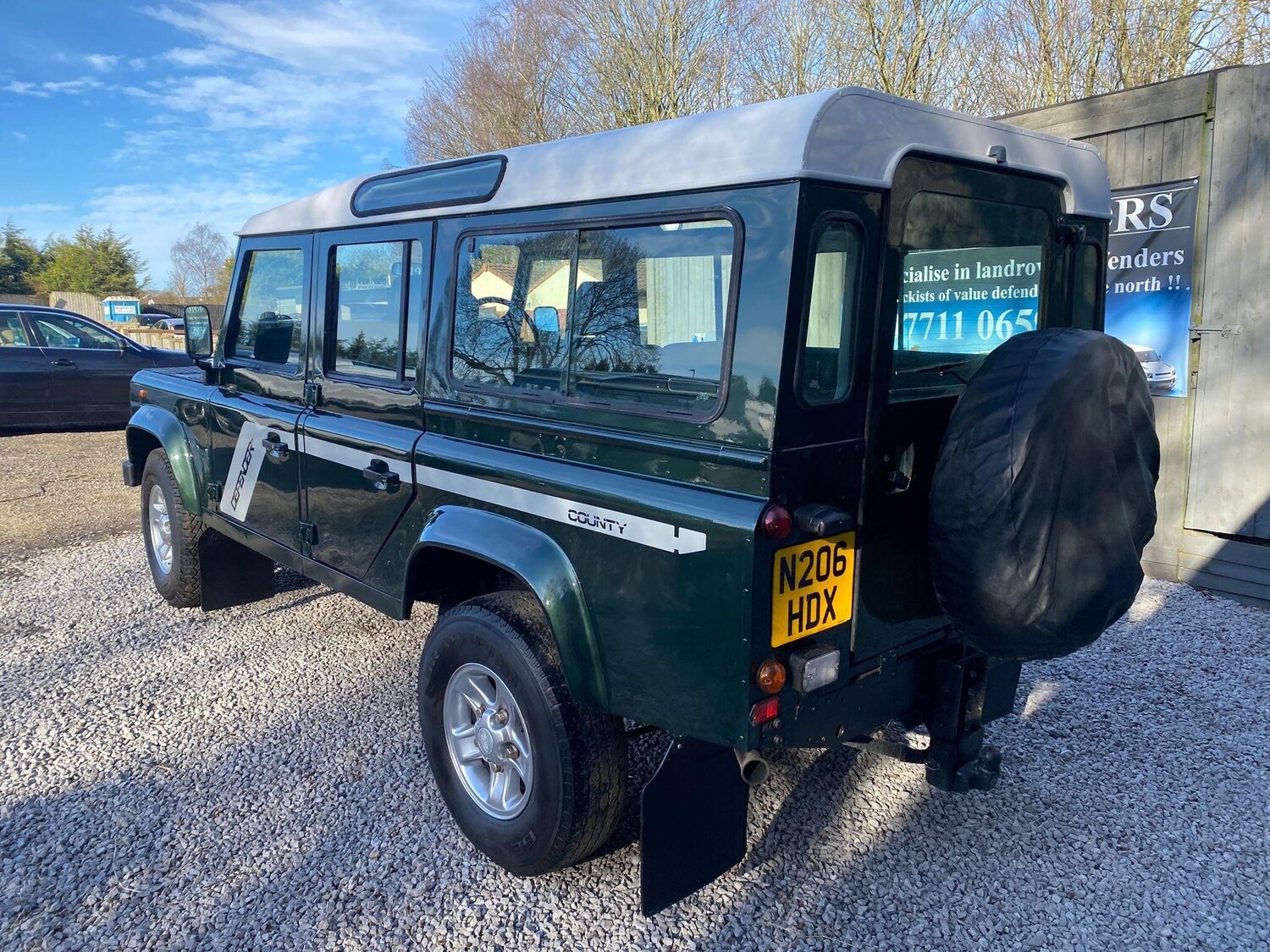 Used Land Rover Defender 110 1995 for sale - 77909600: Photo 31