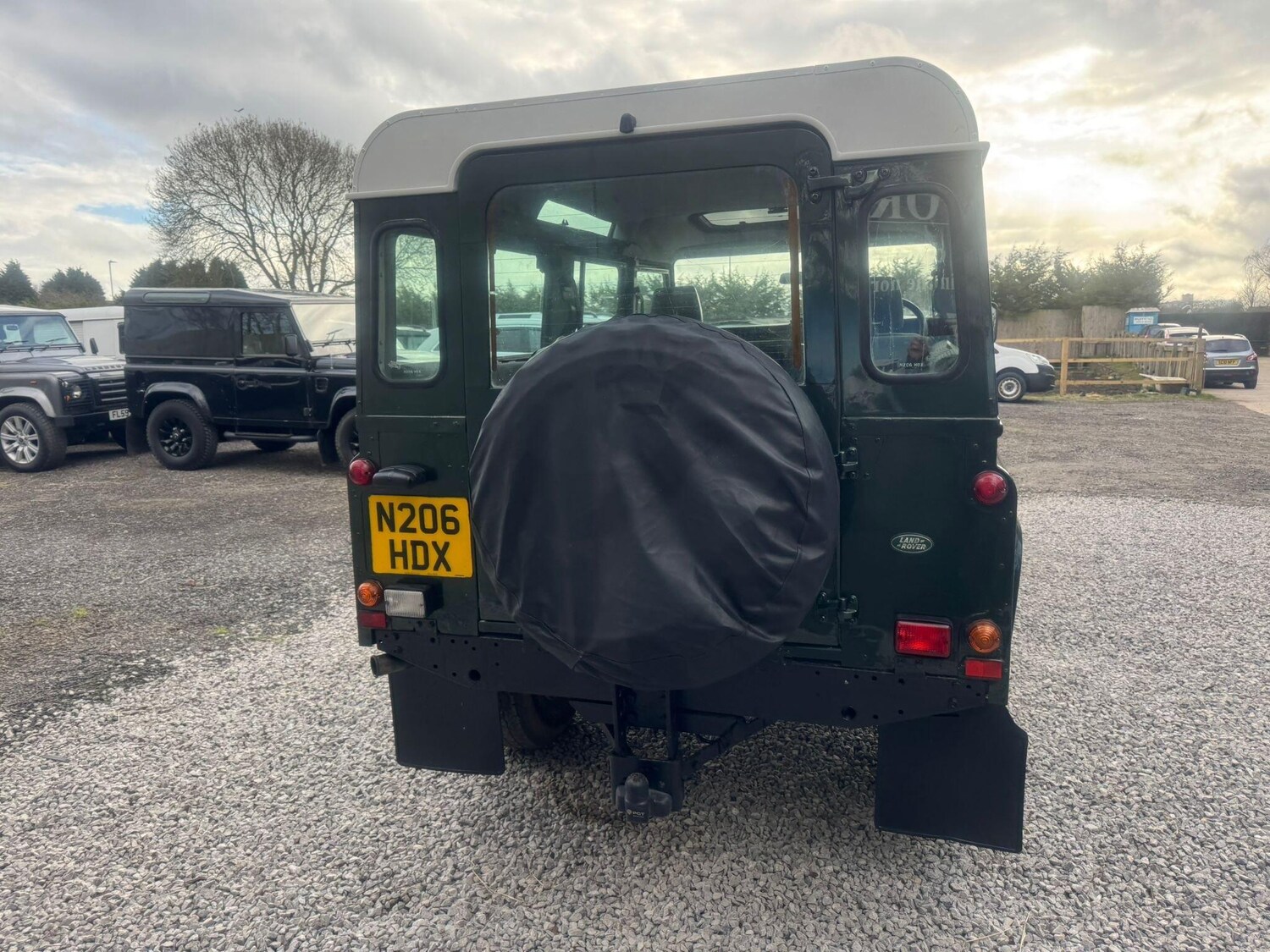 Used Land Rover Defender 110 1995 for sale - 77909600: Photo 33