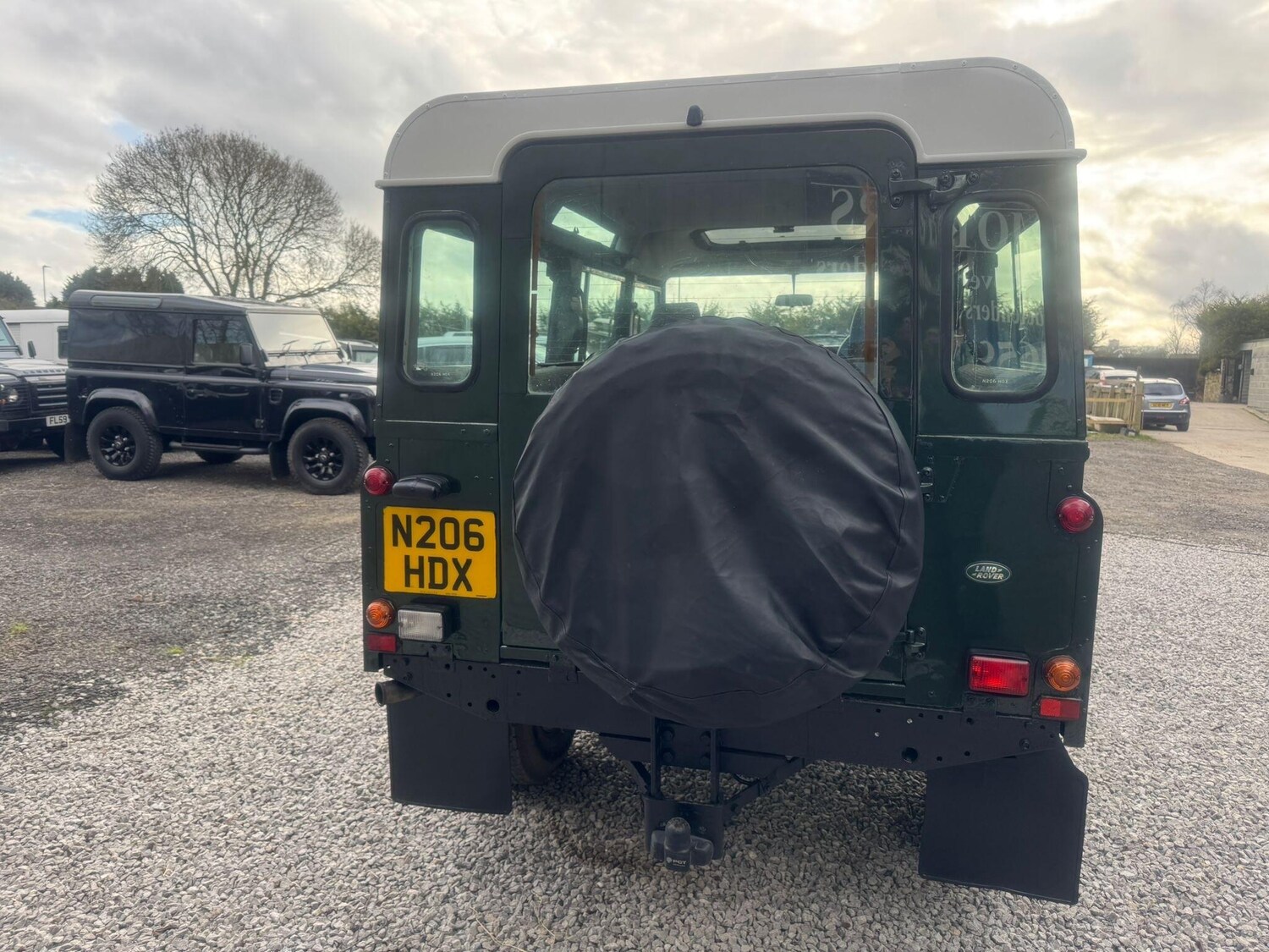 Used Land Rover Defender 110 1995 for sale - 77909600: Photo 38