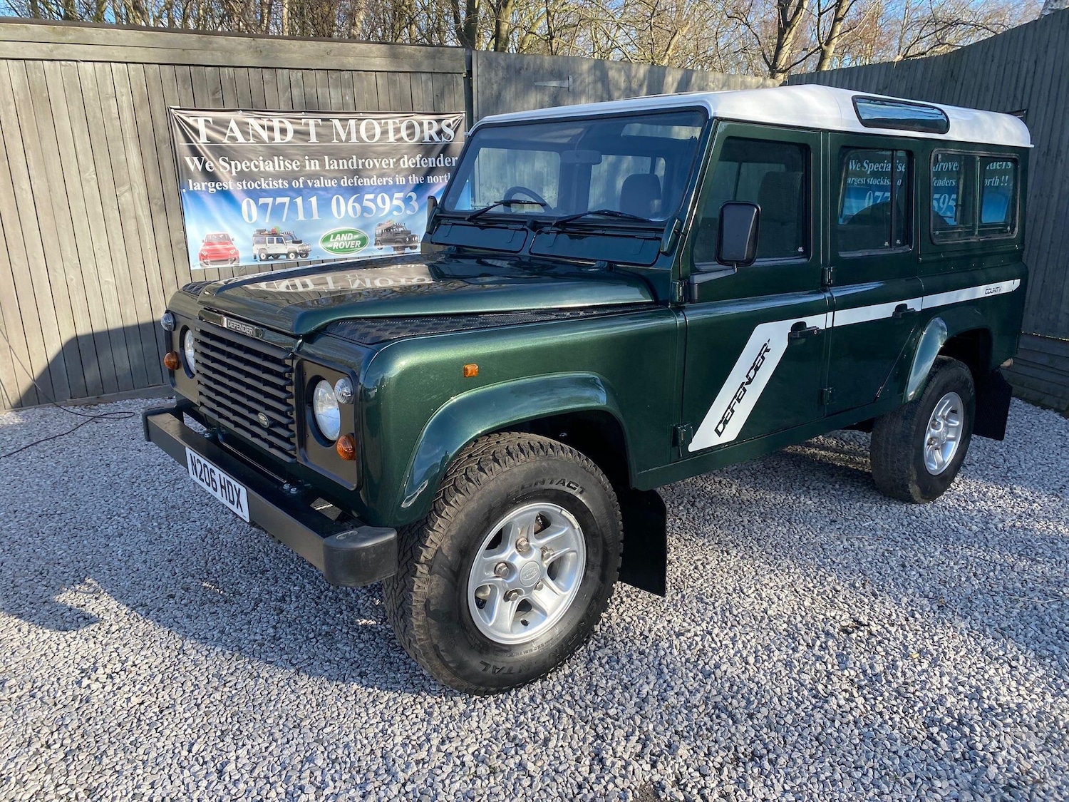 Used Land Rover Defender 110 1995 for sale - 77909600: Photo 4