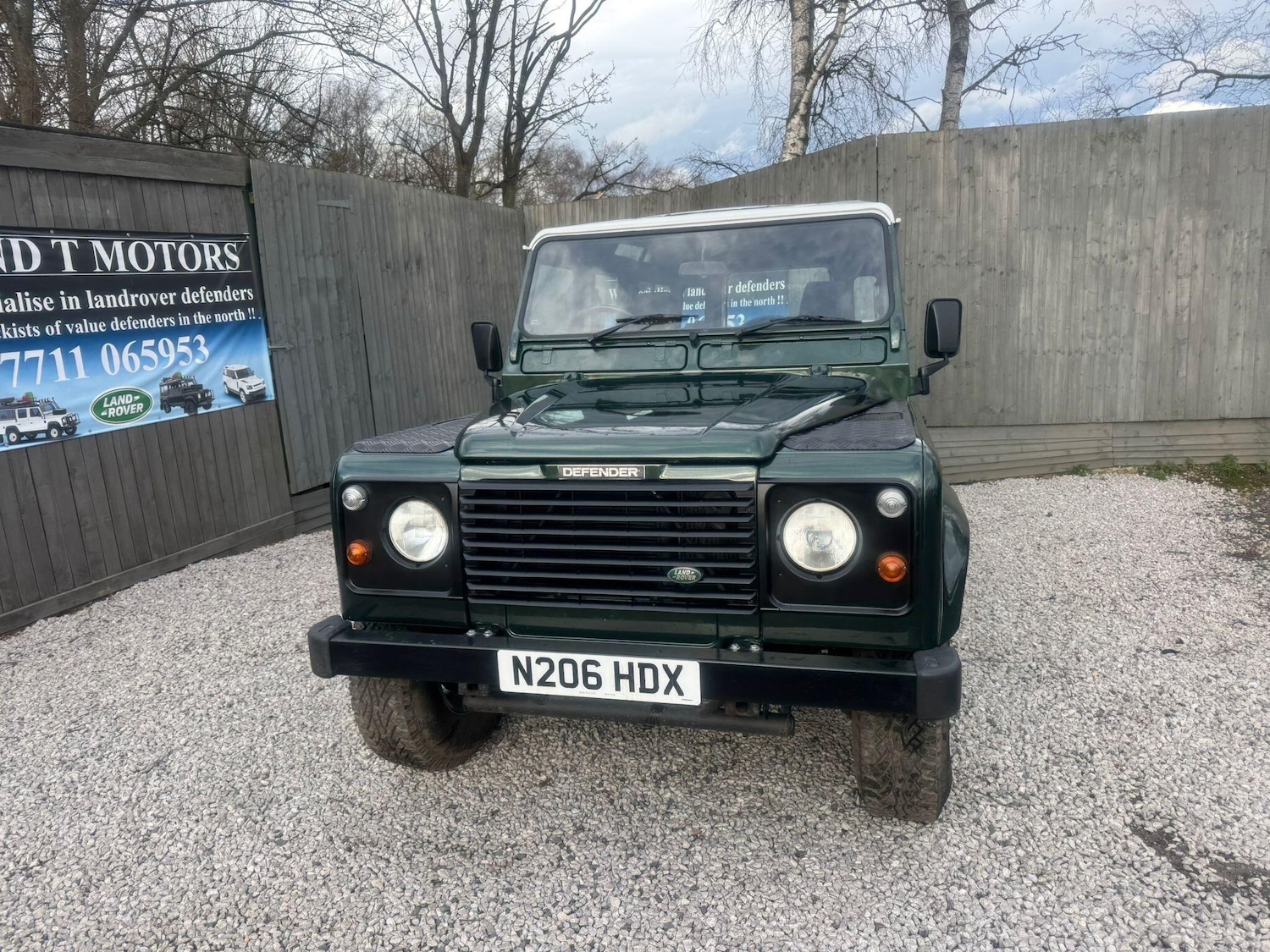 Used Land Rover Defender 110 1995 for sale - 77909600: Photo 6