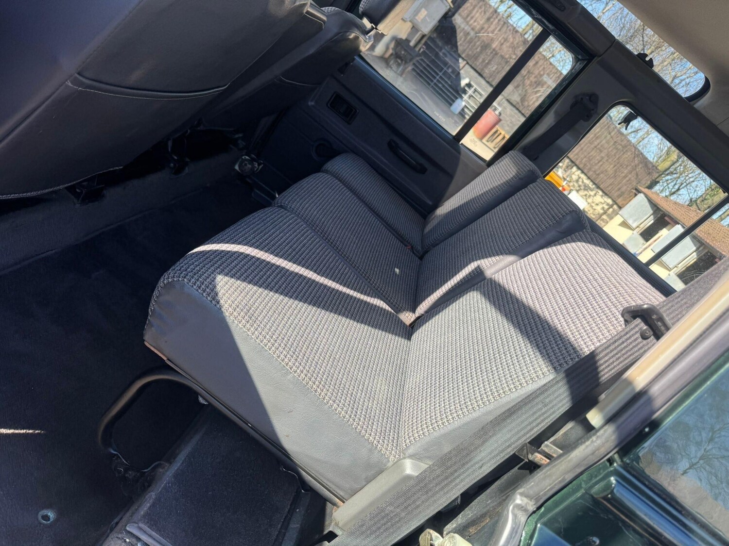 Used Land Rover Defender 110 1995 for sale - 77909600: Photo 83