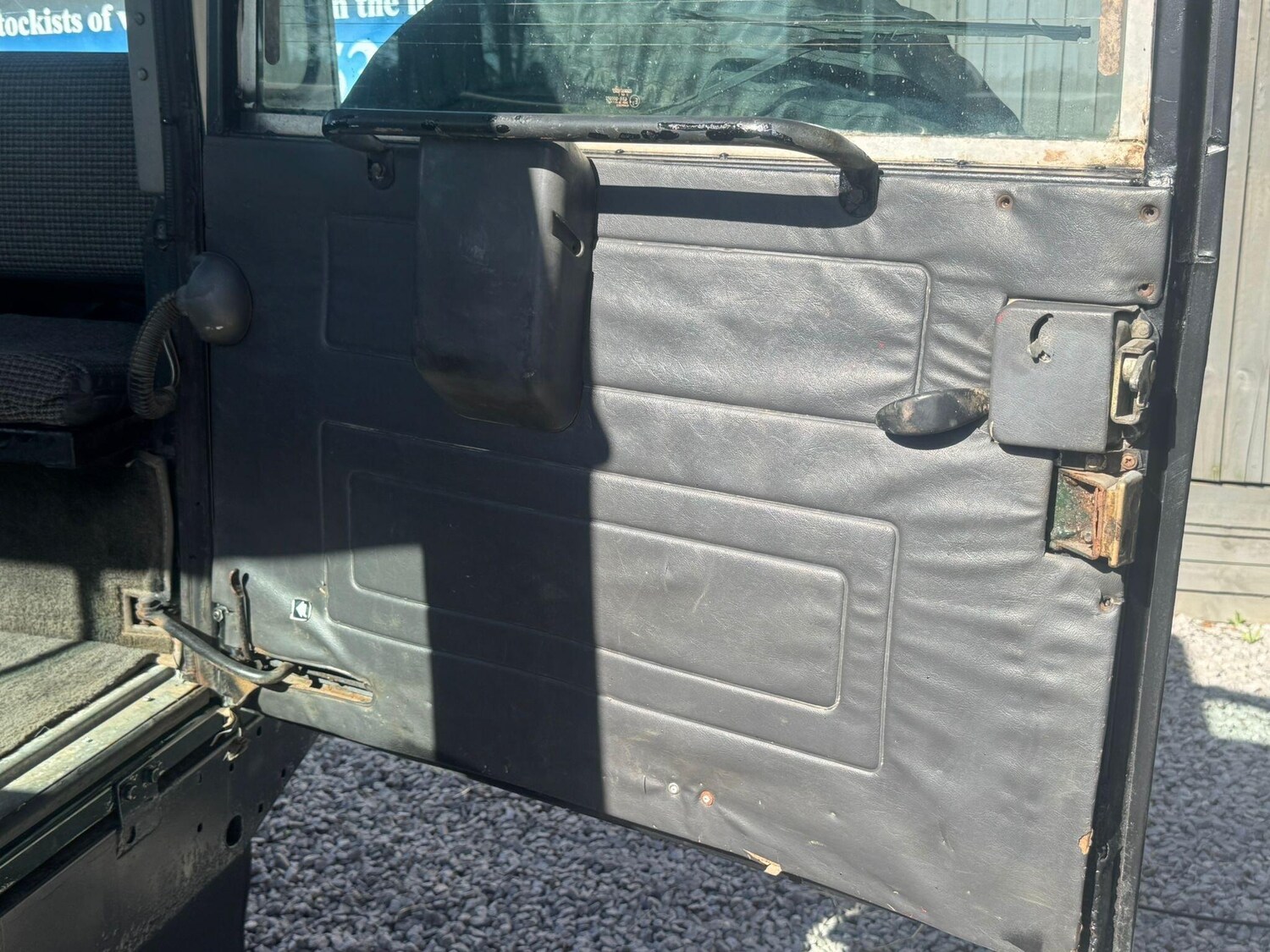 Used Land Rover Defender 110 1995 for sale - 77909600: Photo 84