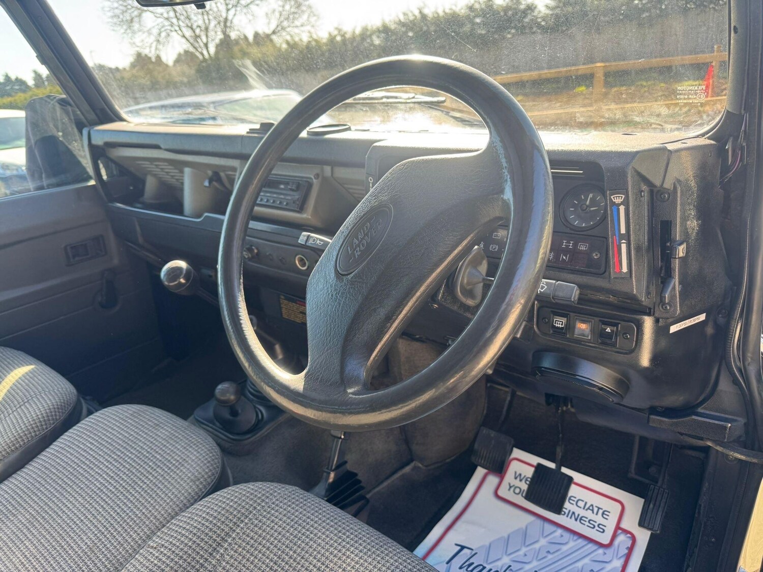 Used Land Rover Defender 110 1995 for sale - 77909600: Photo 86