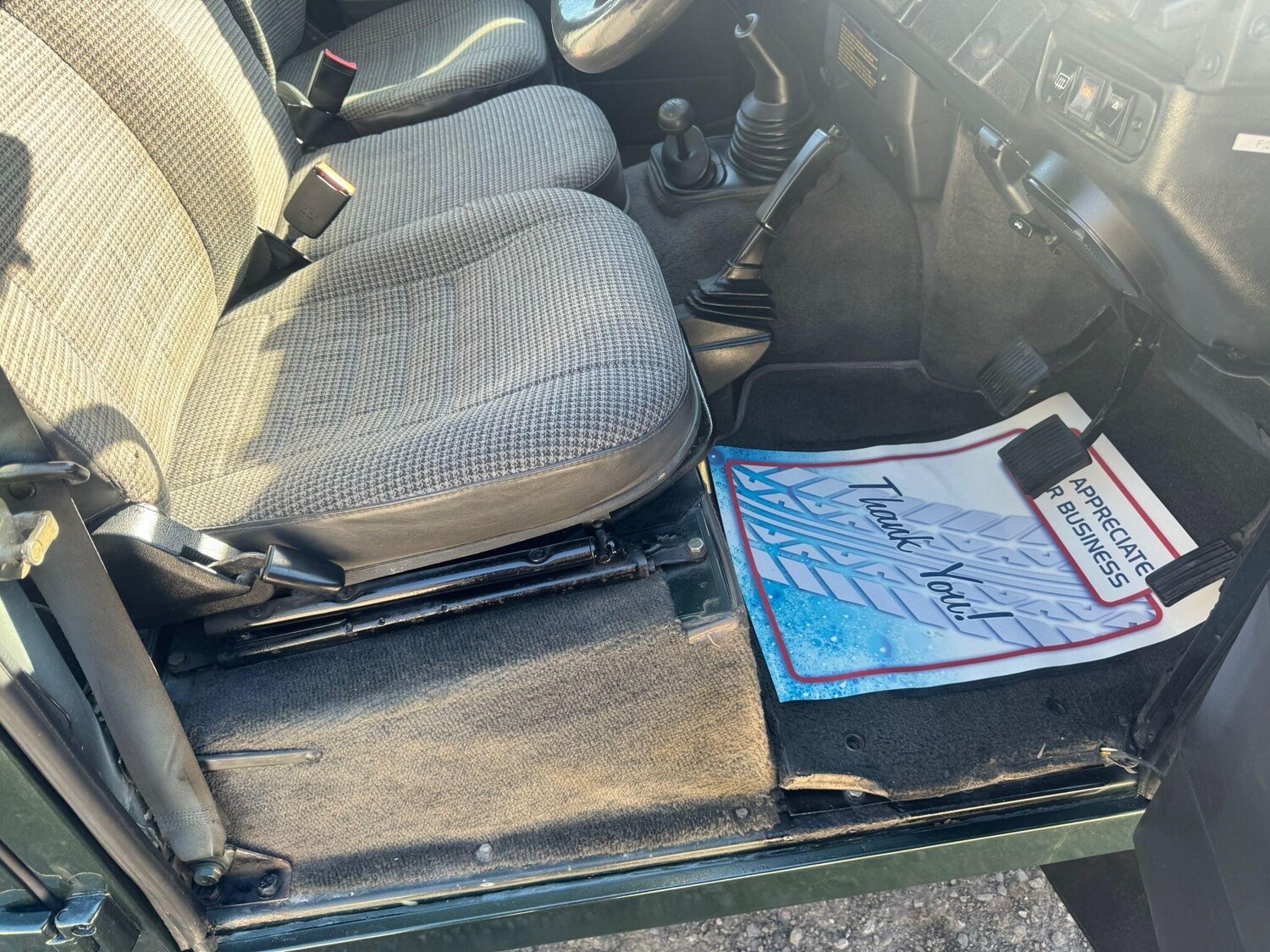 Used Land Rover Defender 110 1995 for sale - 77909600: Photo 88