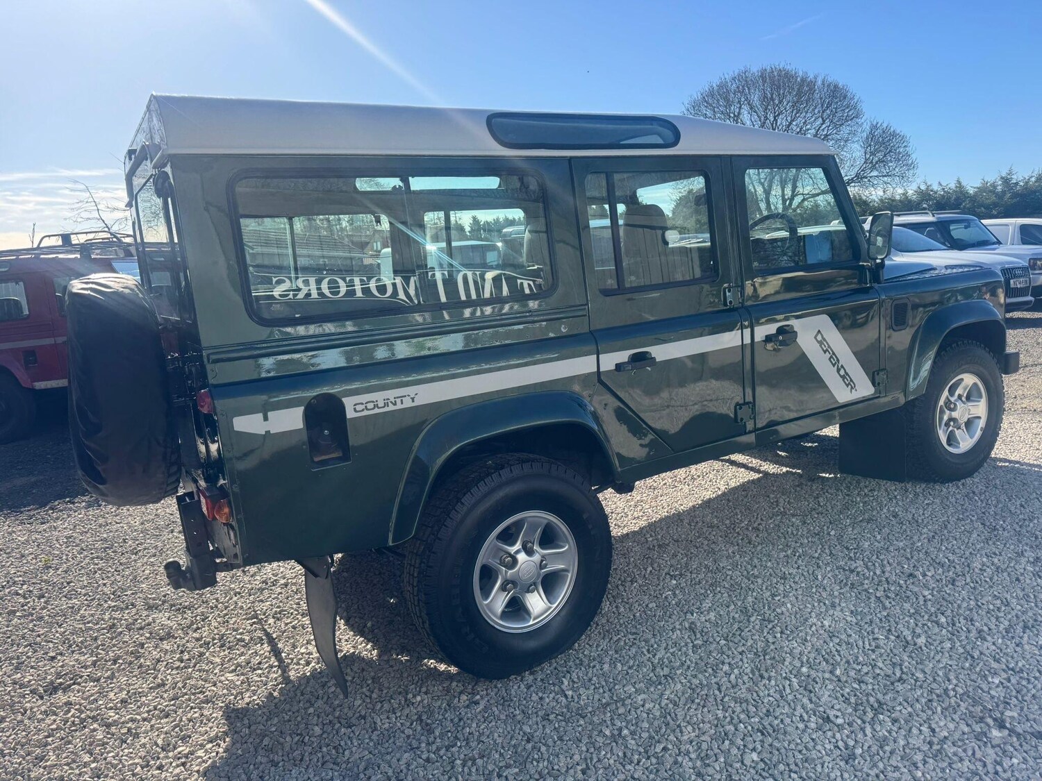 Used Land Rover Defender 110 1995 for sale - 77909600: Photo 94