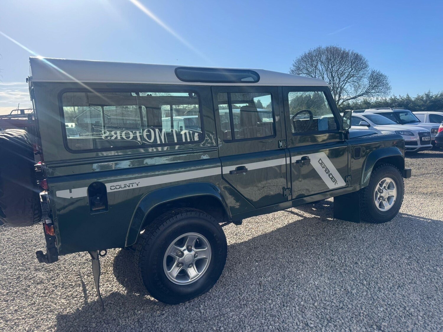 Used Land Rover Defender 110 1995 for sale - 77909600: Photo 95