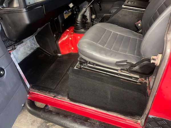 Used Land Rover Defender 90 1992 for sale - 76158943: Photo 20