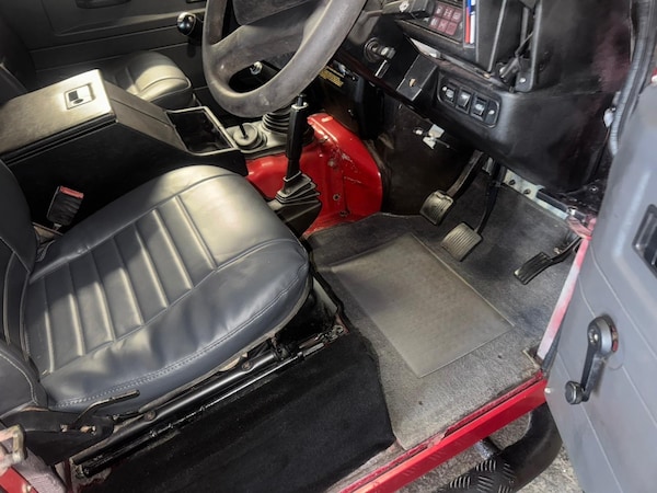 Used Land Rover Defender 90 1992 for sale - 76158943: Photo 21