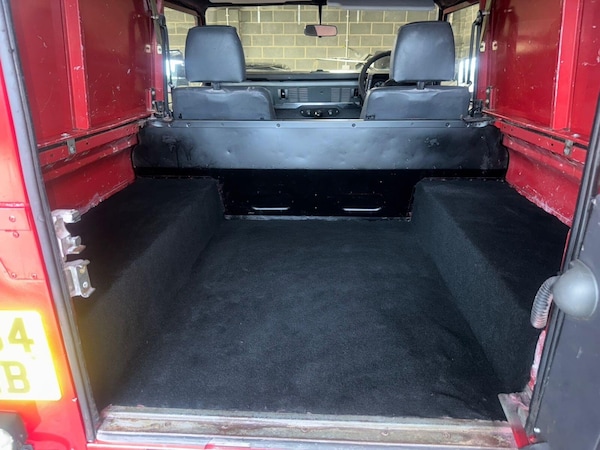 Used Land Rover Defender 90 1992 for sale - 76158943: Photo 23