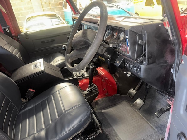 Used Land Rover Defender 90 1992 for sale - 76158943: Photo 26