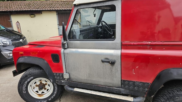 Used Land Rover Defender 90 1992 for sale - 76158943: Photo 32