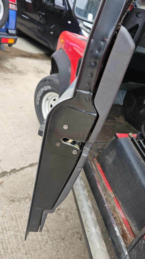 Used Land Rover Defender 90 1992 for sale - 76158943: Photo 42