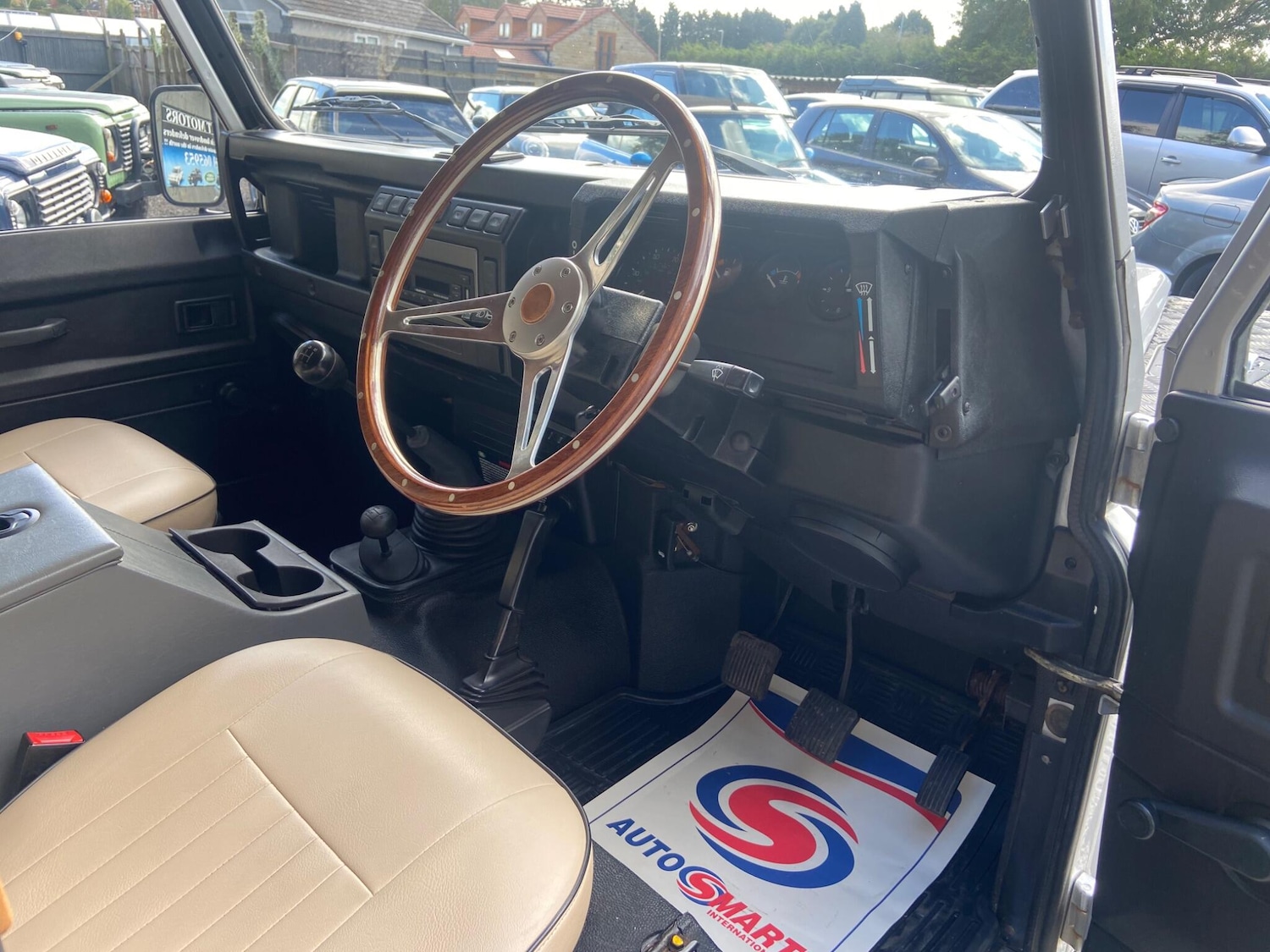 Used Land Rover Defender 90 2007 for sale - 76409263: Photo 15