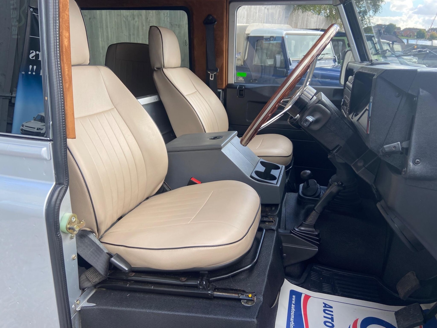 Used Land Rover Defender 90 2007 for sale - 76409263: Photo 18