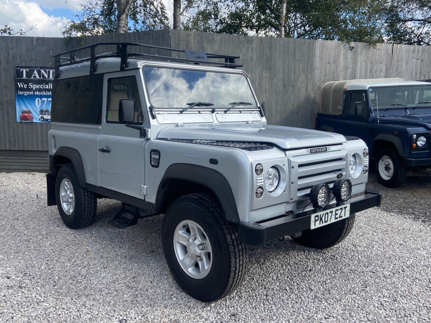 Used Land Rover Defender 90 2007 for sale - 76409263: Photo 21
