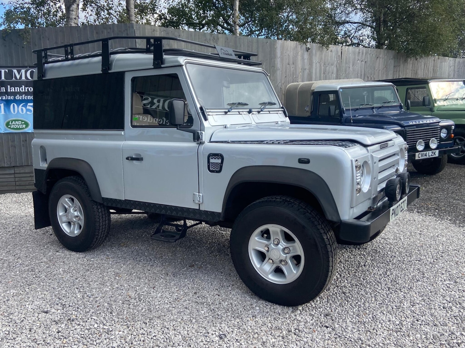 Used Land Rover Defender 90 2007 for sale - 76409263: Photo 22
