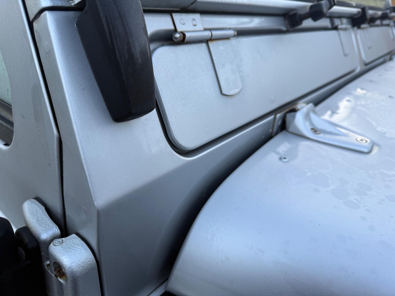 Used Land Rover Defender 90 2007 for sale - 76409263: Photo 37