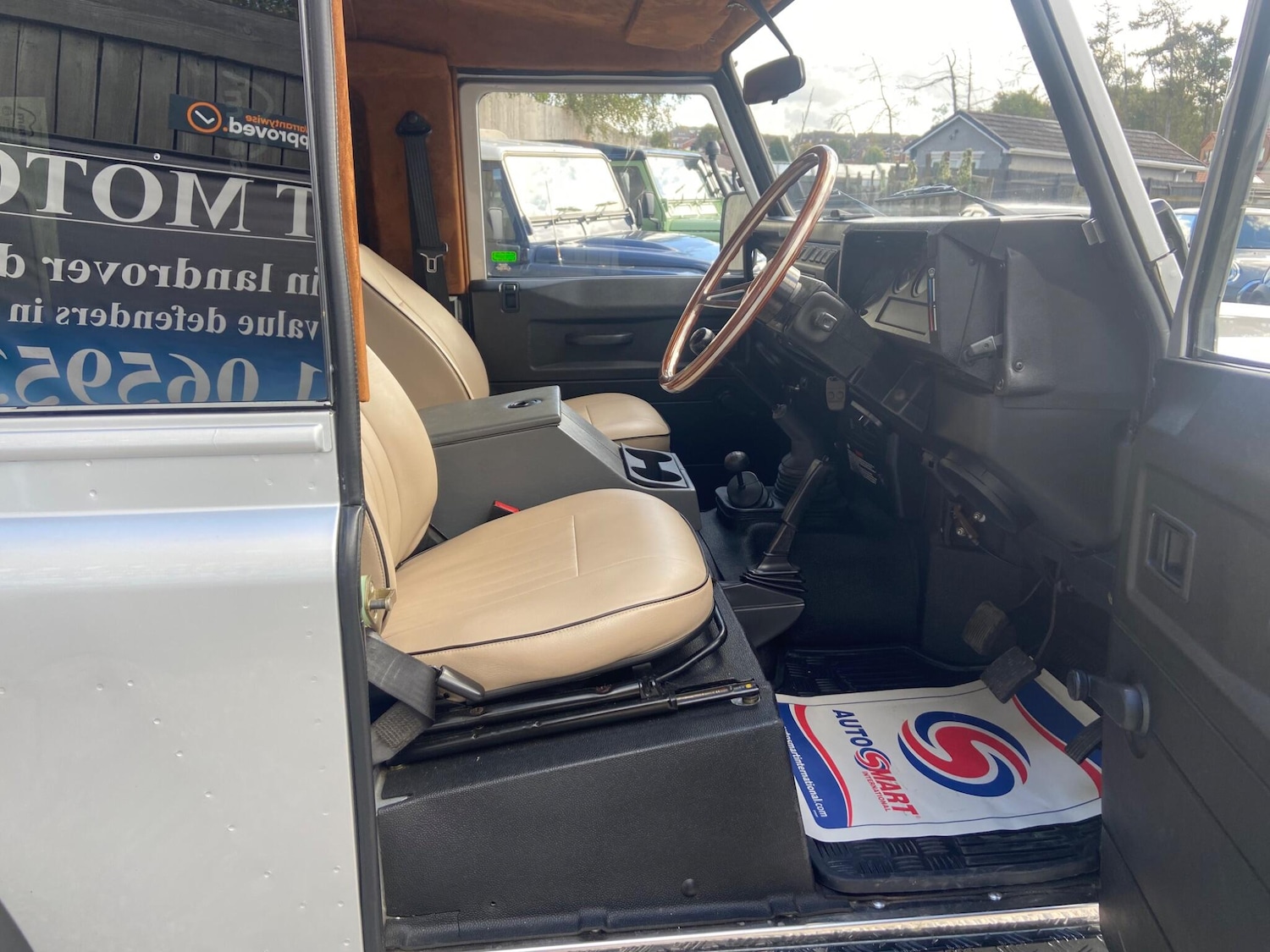 Used Land Rover Defender 90 2007 for sale - 76409263: Photo 42