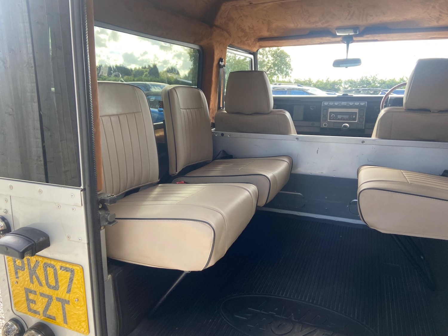 Used Land Rover Defender 90 2007 for sale - 76409263: Photo 49