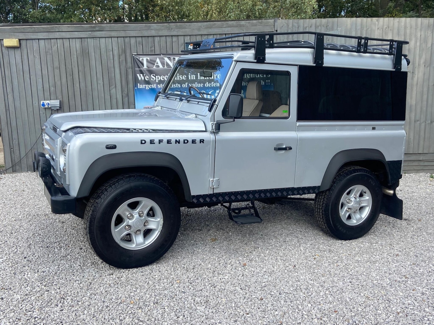 Used Land Rover Defender 90 2007 for sale - 76409263: Photo 5