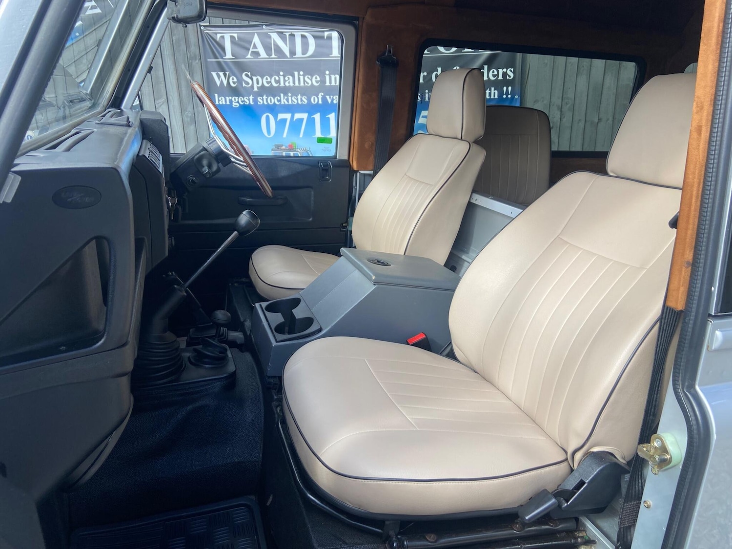 Used Land Rover Defender 90 2007 for sale - 76409263: Photo 53