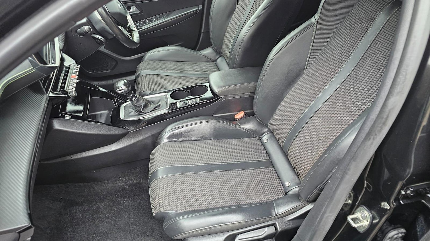 Used Peugeot 208 2022 for sale - 77574359: Photo 65