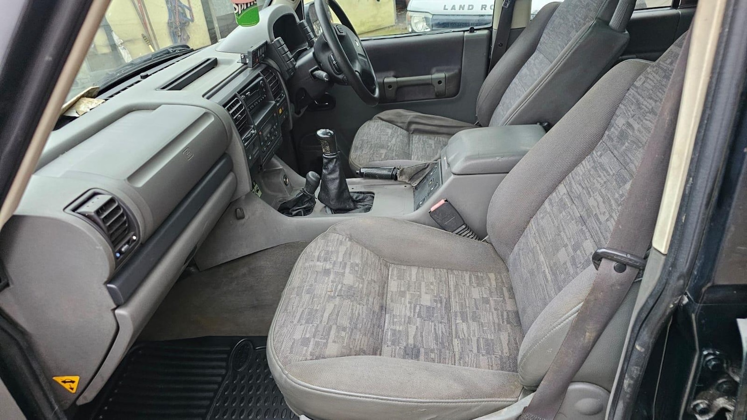 Used Land Rover Discovery 2001 for sale - 77331326: Photo 16