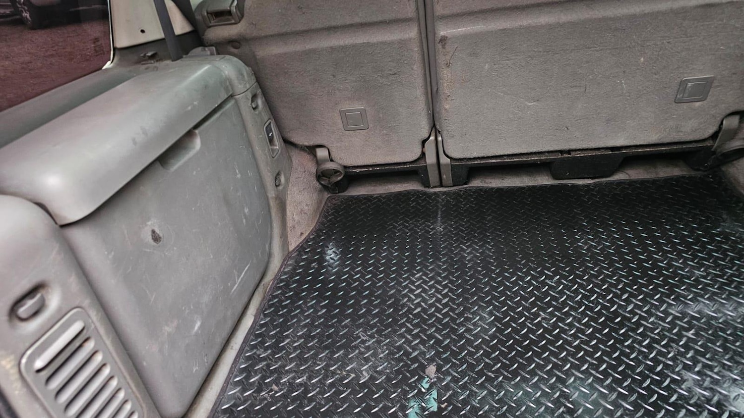 Used Land Rover Discovery 2001 for sale - 77331326: Photo 56