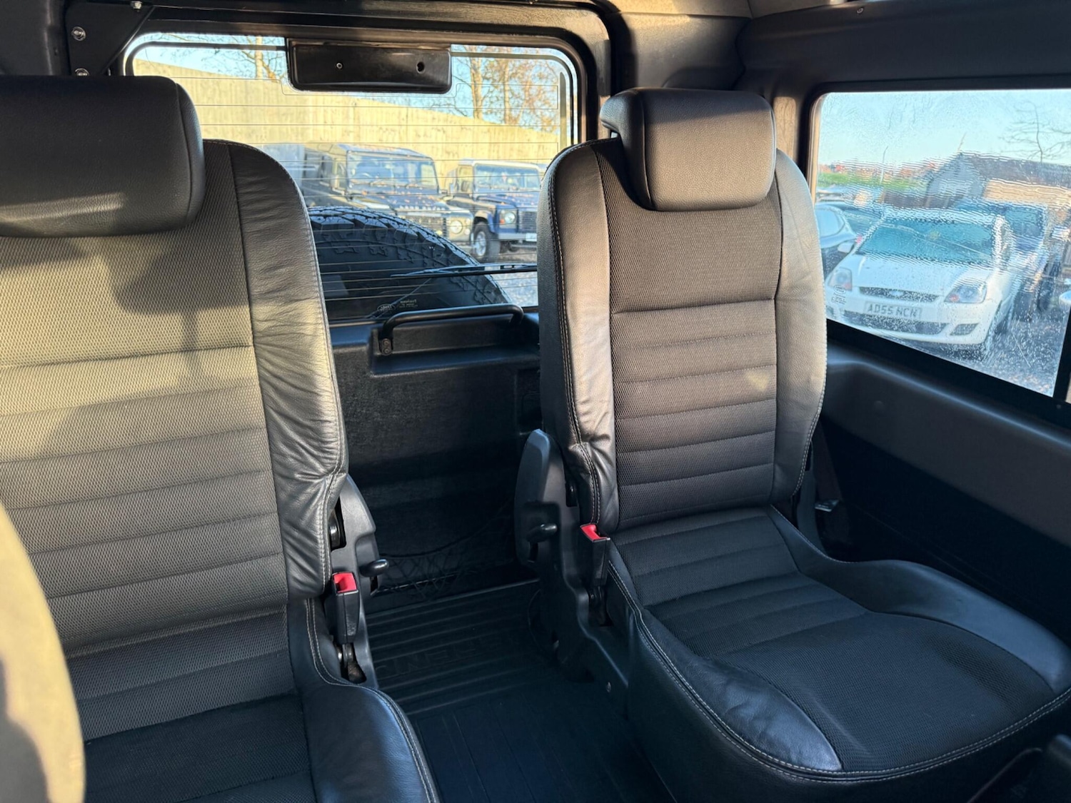 Used Land Rover Defender 90 2009 for sale - 76607095: Photo 14