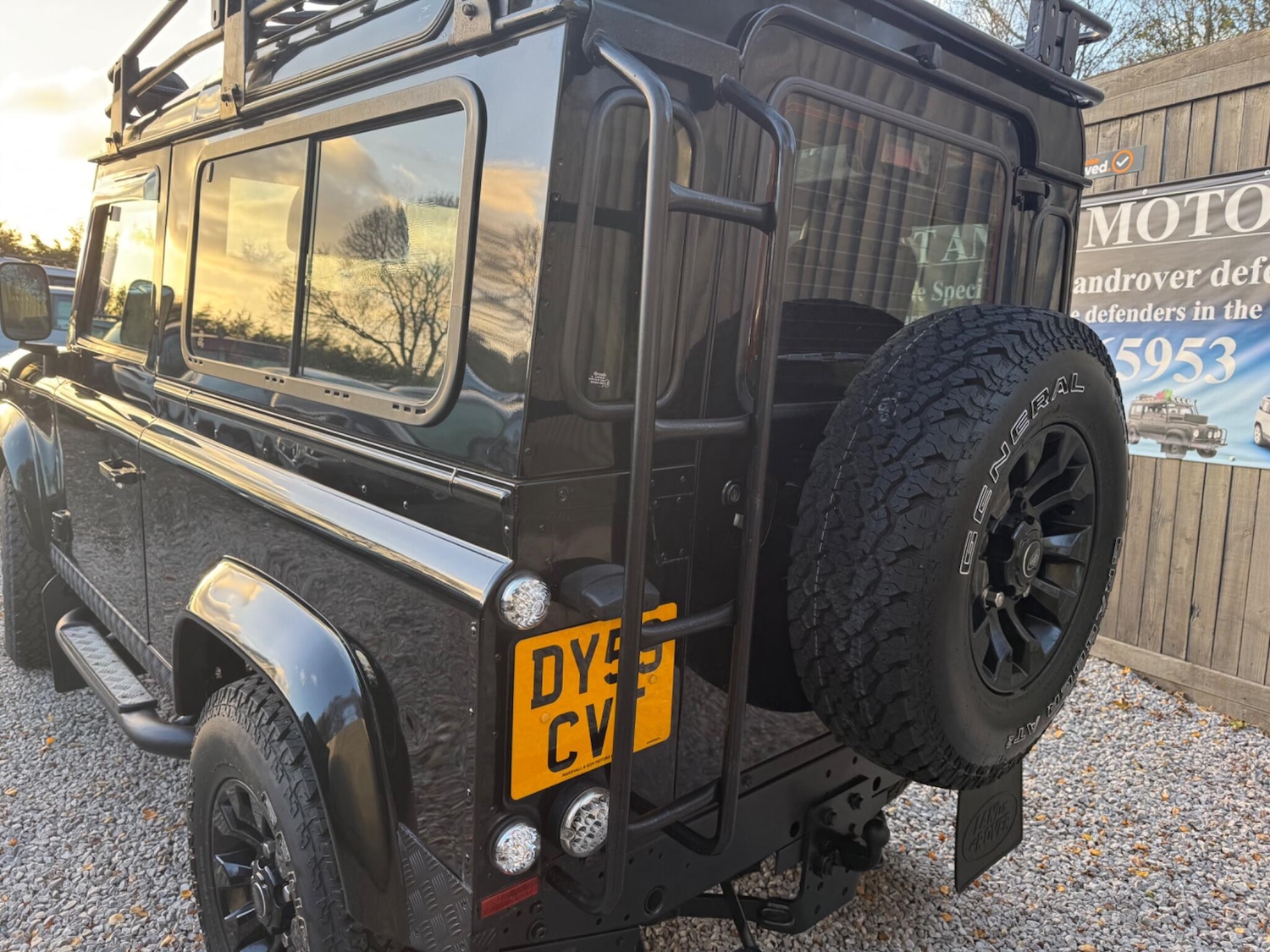 Used Land Rover Defender 90 2009 for sale - 76607095: Photo 29