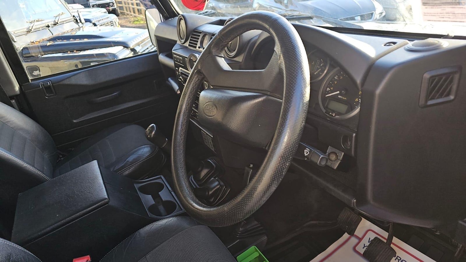 Used Land Rover Defender 90 2009 for sale - 76607095: Photo 58