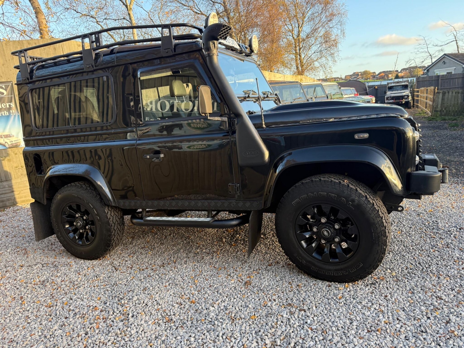 Used Land Rover Defender 90 2009 for sale - 76607095: Photo 6