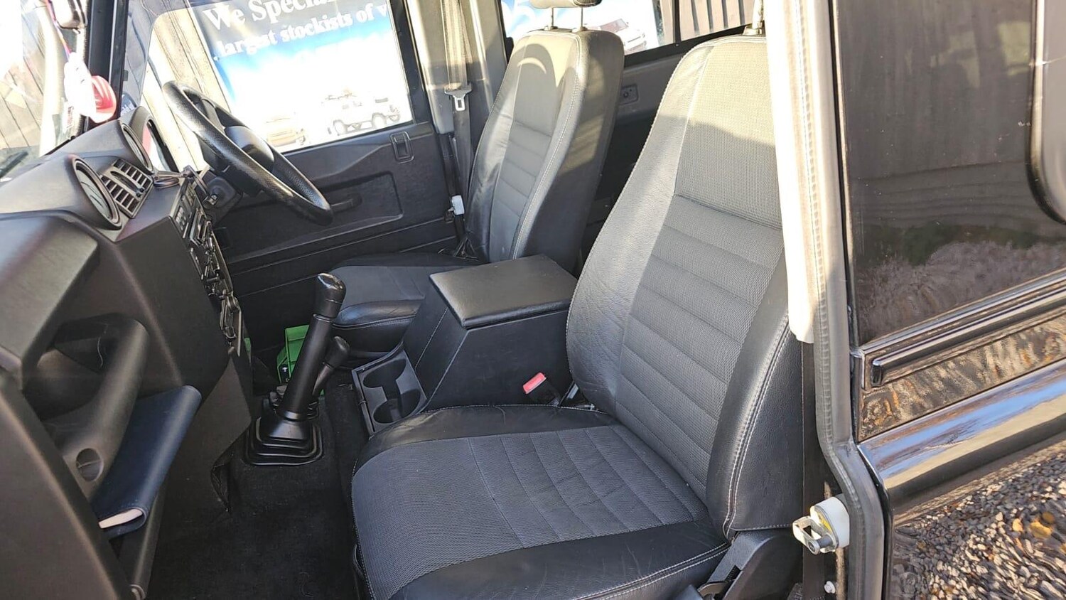 Used Land Rover Defender 90 2009 for sale - 76607095: Photo 77