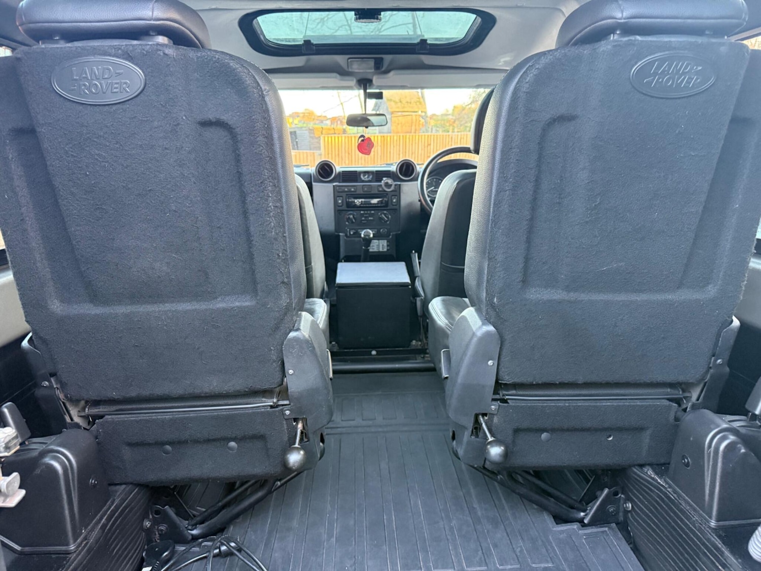 Used Land Rover Defender 90 2009 for sale - 76607095: Photo 83