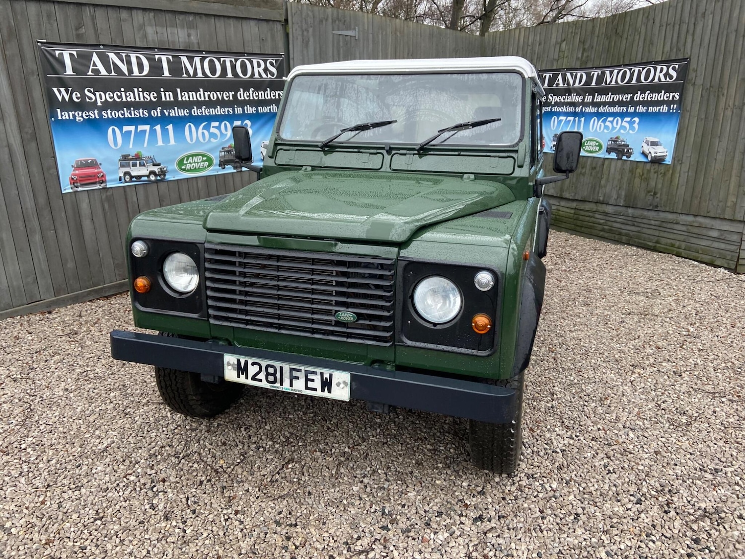 Used Land Rover Defender 1995 for sale - 77549324: Photo 2
