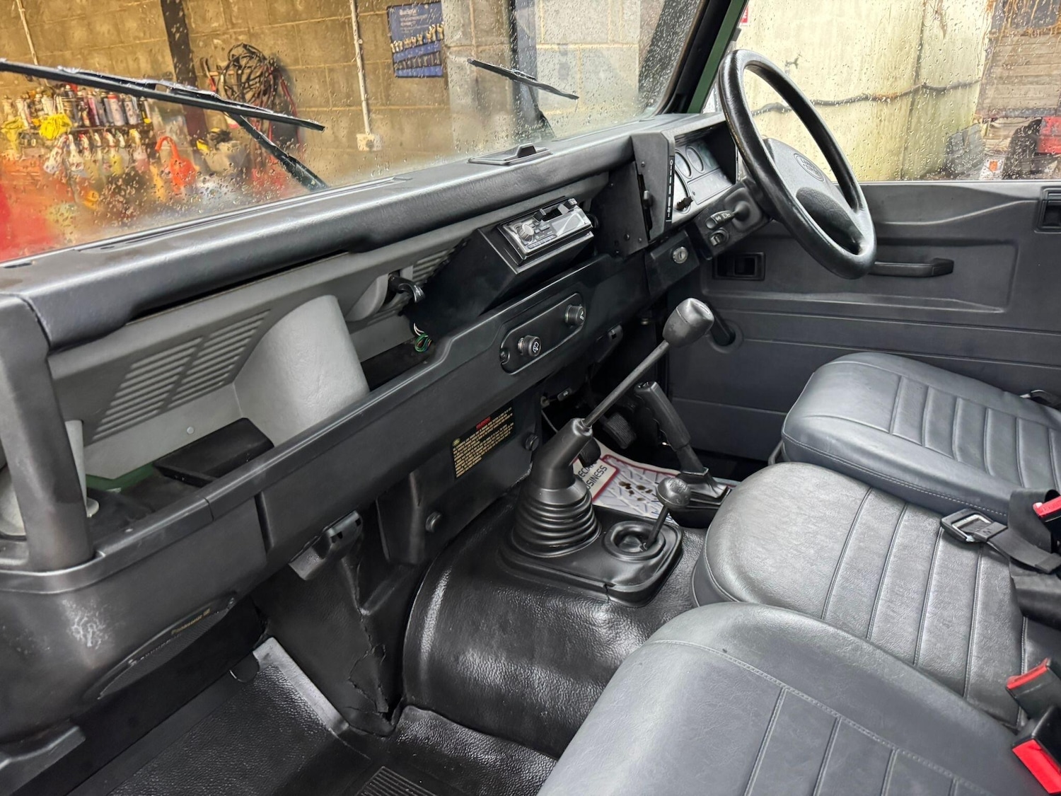Used Land Rover Defender 1995 for sale - 77549324: Photo 42